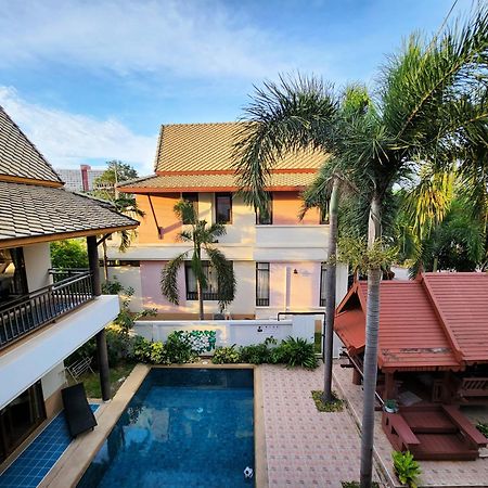ปุณณภา พูล วิลล่า พัทยา Punnapha Pool Villa Pattaya Jomtien Beach Εξωτερικό φωτογραφία